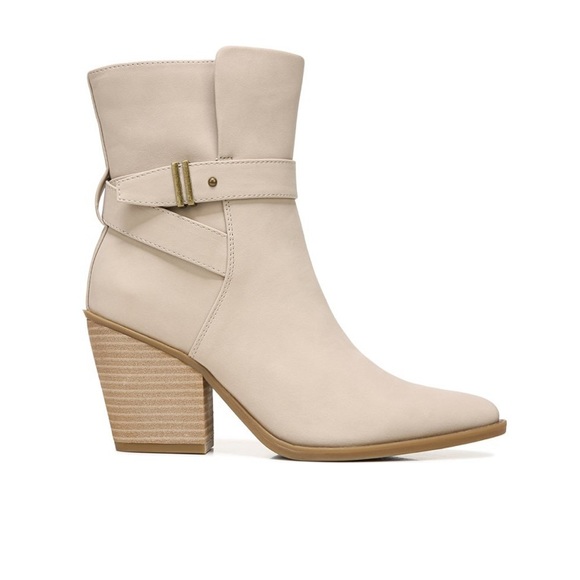 Naturalizer Boots - Picture 10 of 12